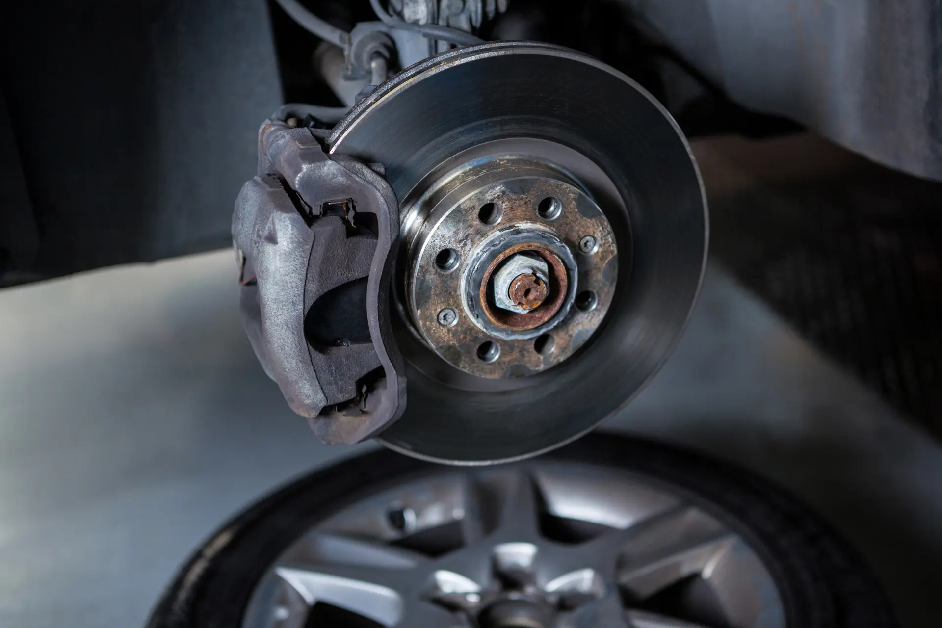 When Should You Repair or Replace Your Brakes